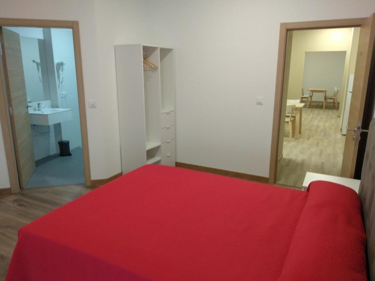 Albergue & Rooms Murgadan 帕德隆 外观 照片